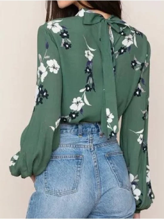 Yumi Kim Tops - Yumi Kim Green Floral Tie-Back Long Sleeve Top